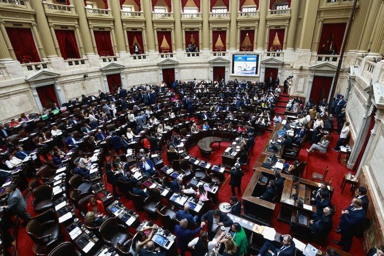 UNA REPRESENTACIÓN DE DIPUTADOS ASISTIRÁ AL FUNERAL DEL PAPA FRANCISCO EN MEDIO DE TENSIONES