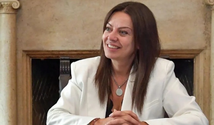 SENADORES DE UNIÓN POR LA PATRIA PIDEN UNA SESIÓN ESPECIAL PARA INTERPELAR A SANDRA PETTOVELLO 