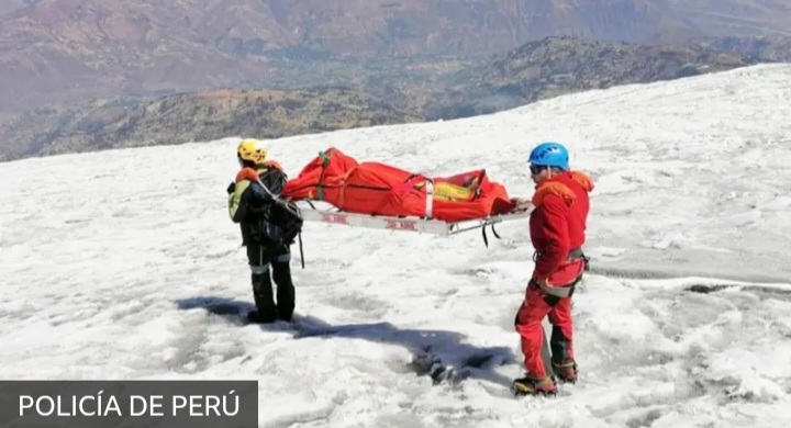 ENCONTRARON EL CUERPO MOMIFICADO DE UN ESCALADOR ESTADOUNIDENSE QUE DESAPARECIÓ HACE 22 AÑOS EN LA CUMBRE MÁS ALTA DE PERÚ 