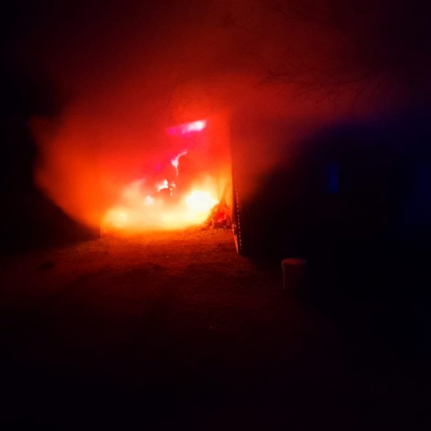INCENDIO EN UN GALPÓN EN TULUMBA: SOLO SE REGISTRARON DAÑOS MATERIALES