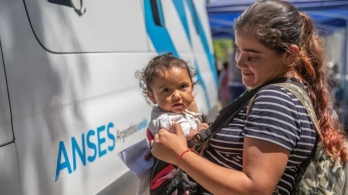 AUH ANSES: CONFIRMÓ AUMENTO Y BONO