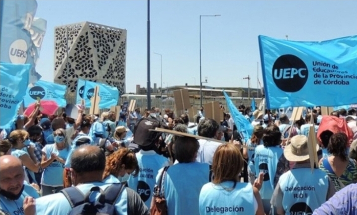 TRAS LA MARCHA DE LA UEPC, LA PROVINCIA PRESENTARÁ UNA NUEVA OFERTA SALARIAL